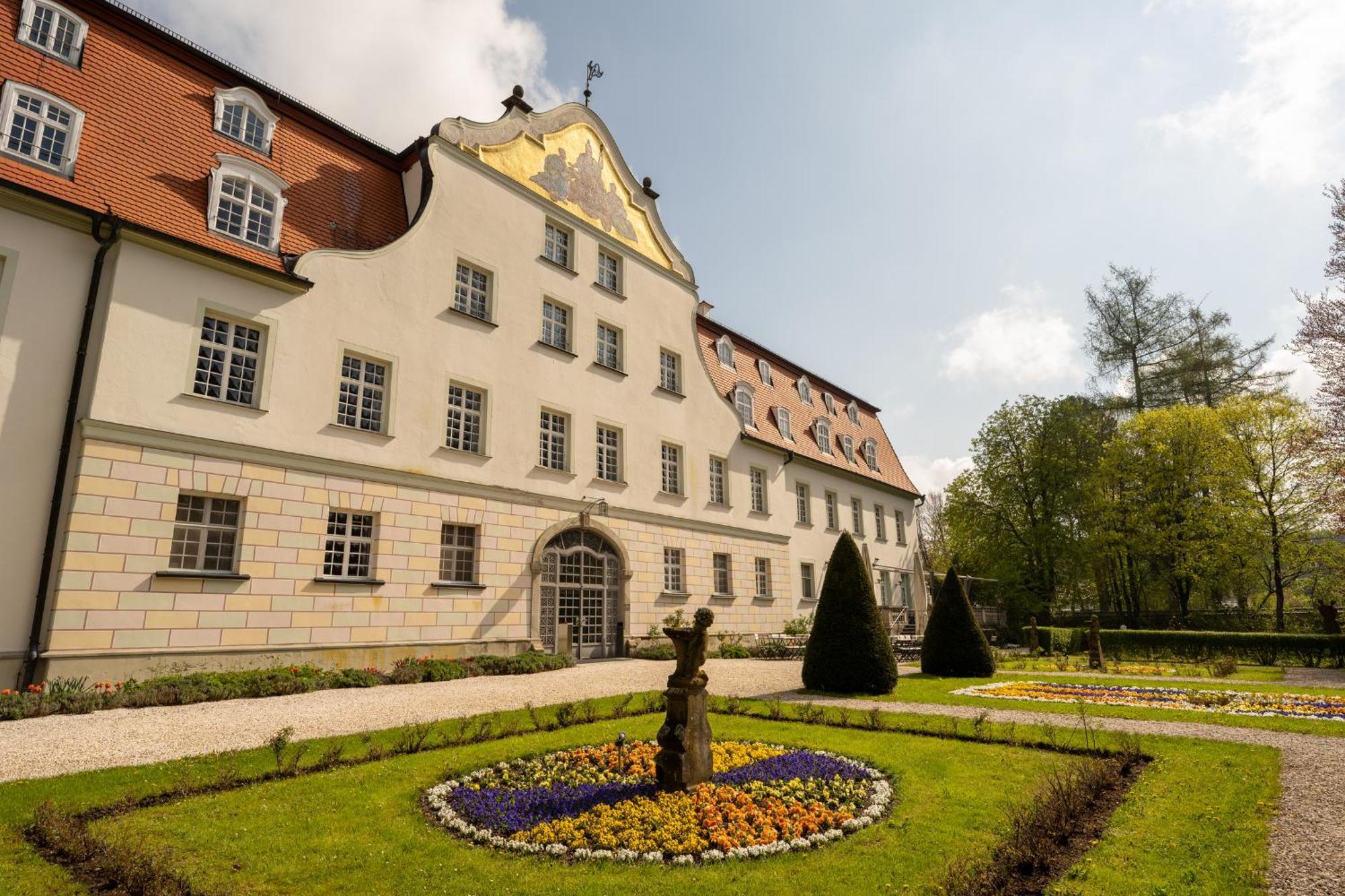 Schloss Lautrach エクステリア 写真